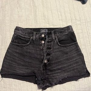 Abercrombie & Fitch Natural Rise Jean Shorts Black Wash 26/2